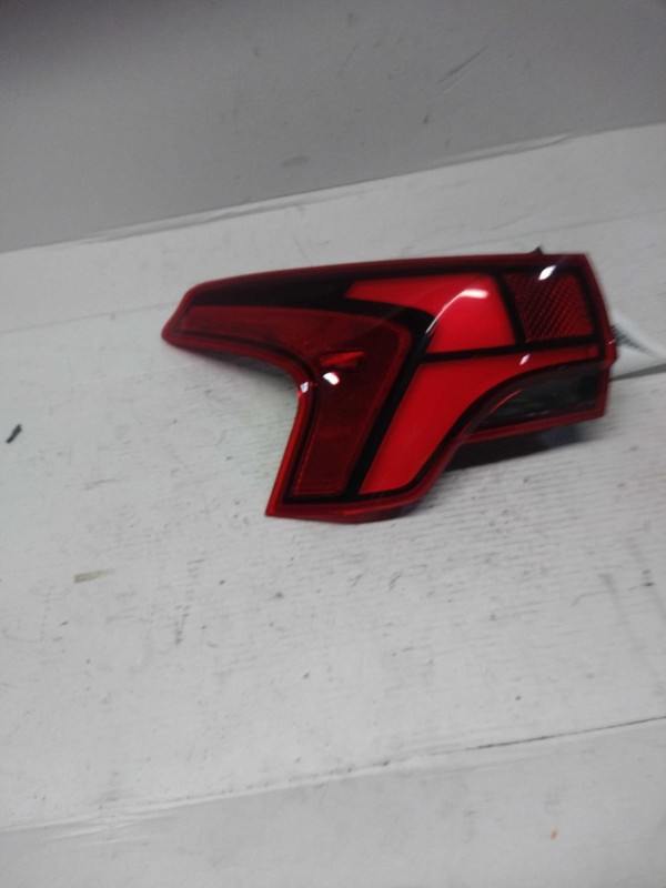 2023 Hyundai Santa Fe Left Tail Light Assembly Red - Used, 19000 Miles