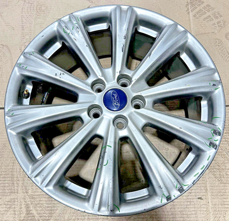 OEM Alloy Wheel Rim 18" Inch 18x7.5 Ten Spoke Silver Ford Escape 2017-2019