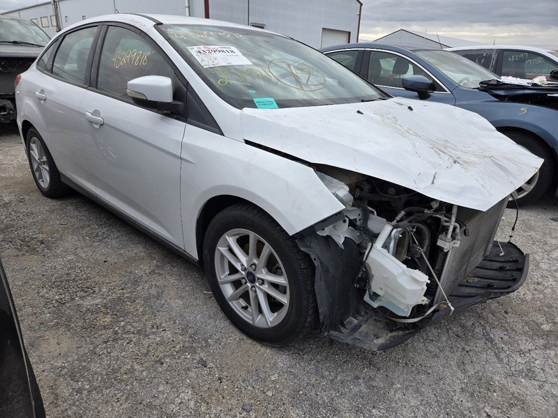 Passenger Right Fender Electric EV Fits 12-18 FOCUS 3590640