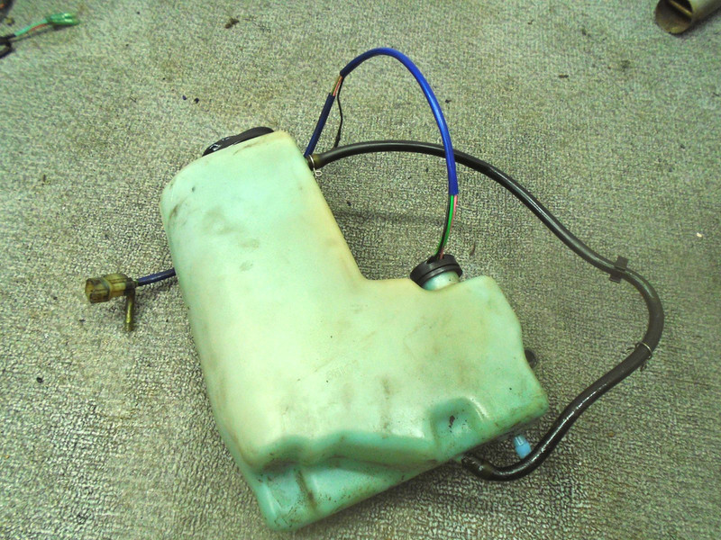 Used OIL TANK LEVEL GAUGE ASSY 6H1-21707-07 6H1-85720-16 Yamaha Outboard 90 Hp