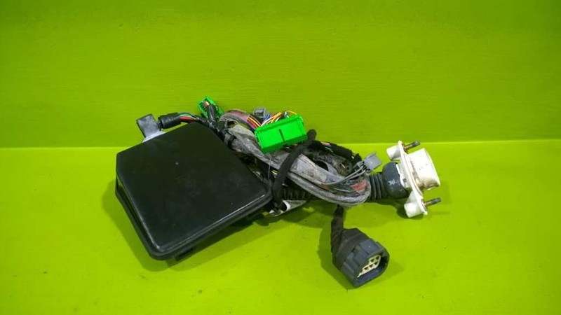 01 02 03 04 05 06 07 XC70 PASSENGER RIGHT FRONT DOOR WIRE HARNESS OEM 3137-31