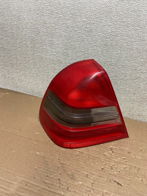 1998 to 2000 Mercedes C-Class Left Driver Side Tail Light AB1395 LK
