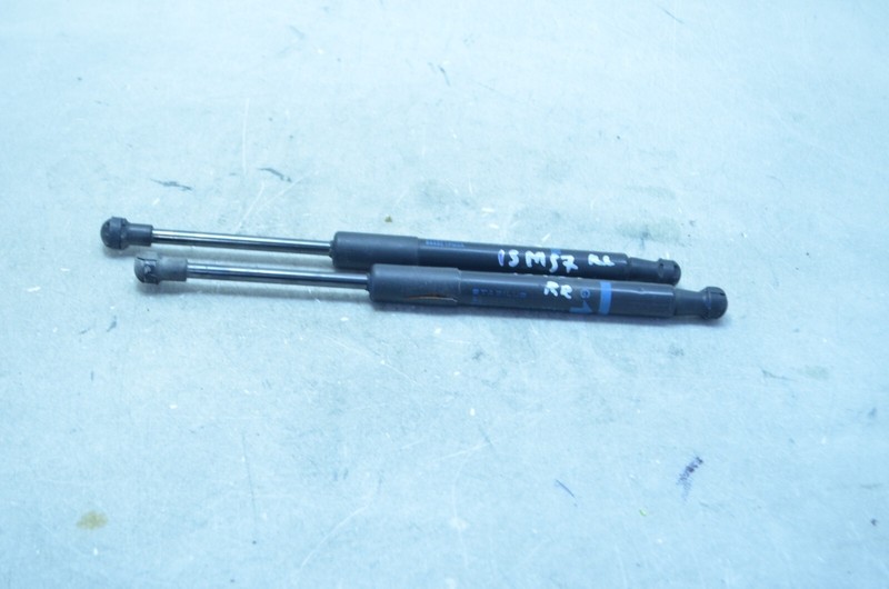 11-13 INFINITI M37 REAR LEFT / RIGHT TRUNK LIFT SUPPORT SHOCK STRUT SET PAIR OEM