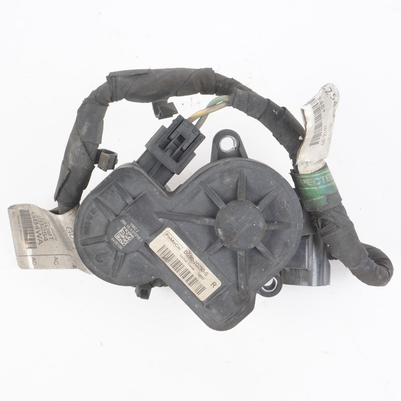 2017 - 2020 Lincoln Continental AWD Rear Right Sid Brake Motor OEM