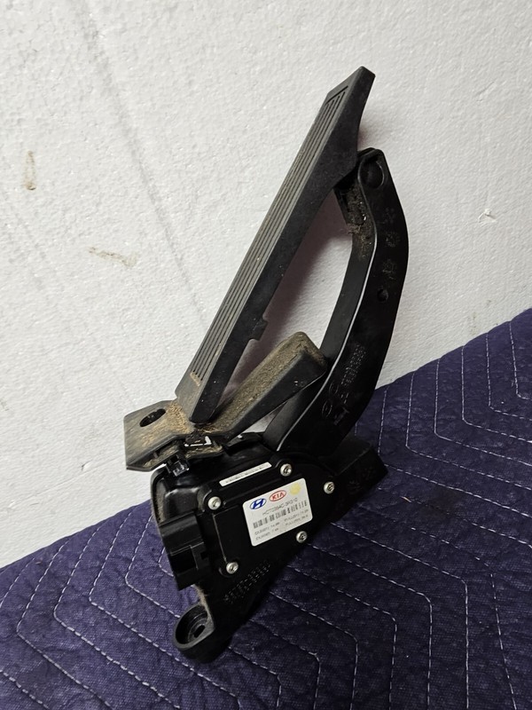 11-15 Optima 09-14 Sonata Gas Pedal Accelerator Lever Throttle B13