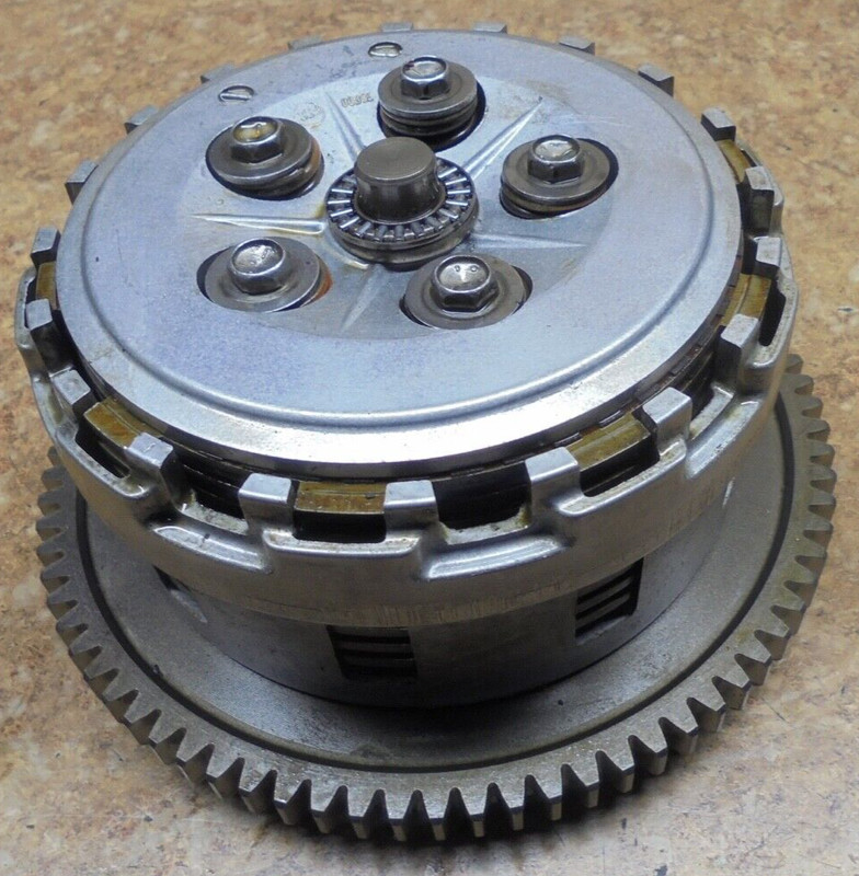 2004 Suzuki GSX-R600 GSXR6 GSXR600 Engine Clutch Plates Housing Basket Bucket 04