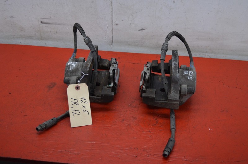 07-13 BMW E70 X5 FRONT LEFT & RIGHT BRAKE CALIPER PAIR SET OEM