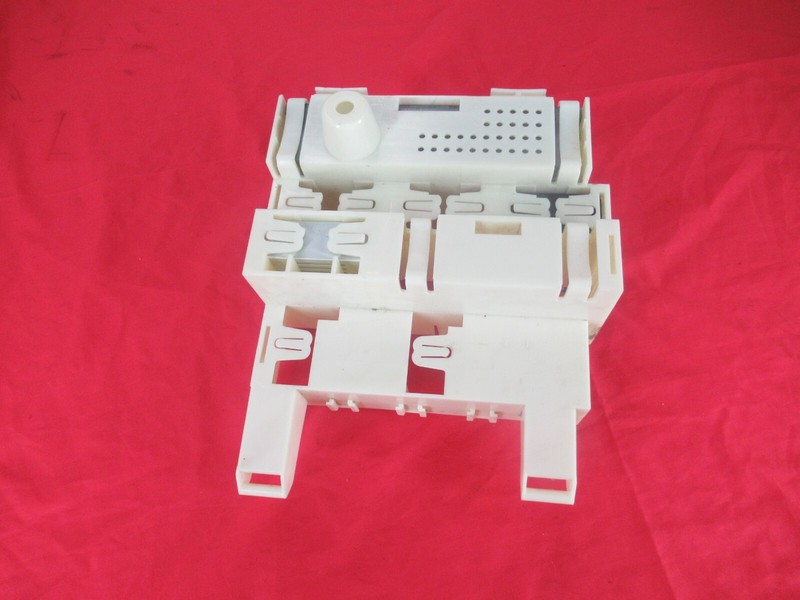 BMW E65 E66 2002-2008 7-Series Module Unit Bracket Holder Module 61356917643 OEM