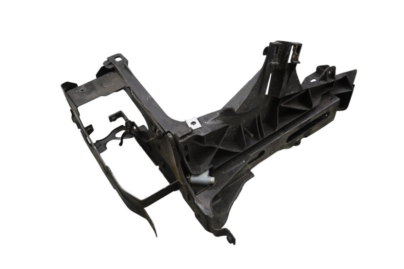 09-15 BMW 740i 750Li xDrive Left Headlight Support Reinforcement Carrier Oem