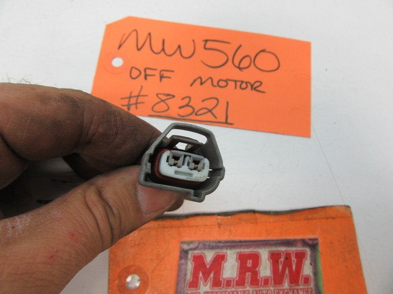 WIRE PLUG CONNECTOR HARNESS CLIP BACK ENGINE MOTOR CRANK SENSOR ENGINE MOTOR