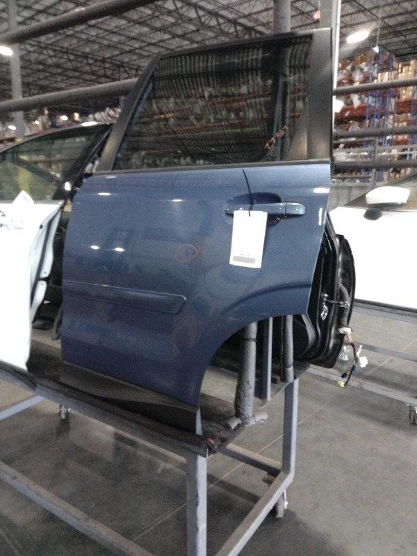 2015 Subaru Forester Left Door Blue SCUFFS & DINGS OEM 567719