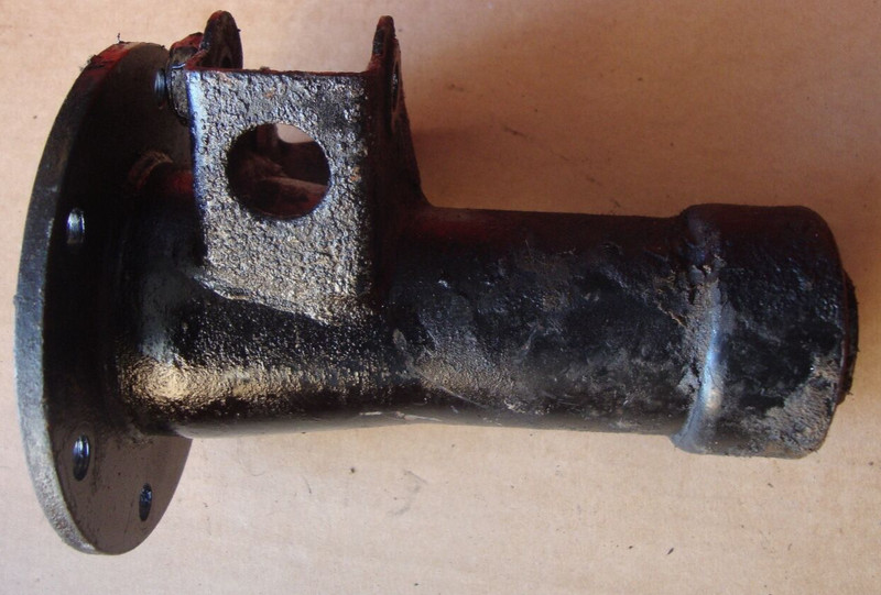 1990 Kawasaki Bayou KLF220 KLF 220 ATV Left Rear Axle Housing Carrier Mount J3