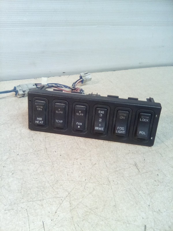 2014 International Prostar 32237 Dash Console Switch