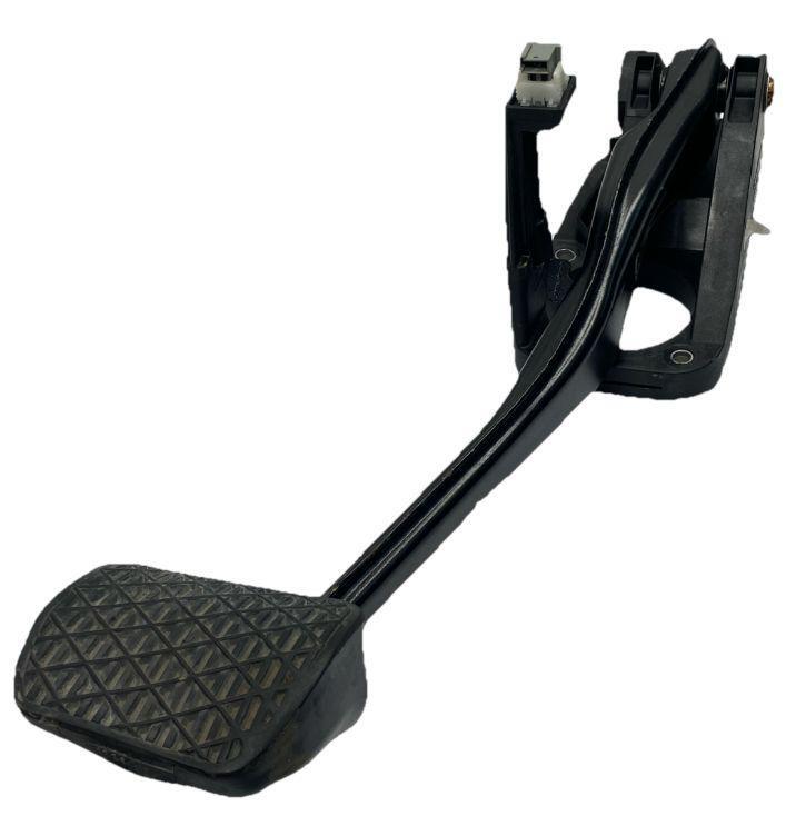 Mercedes CLA250 brake pedal 18 19 brake pedal assembly black OEM 182462900019