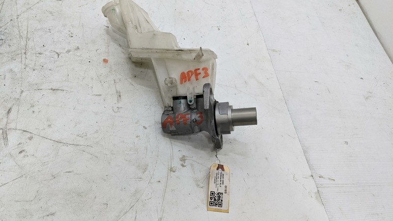 Brake Master Cylinder w/ Reservoir 2020 GMC Terrain 2018 2019 84104229