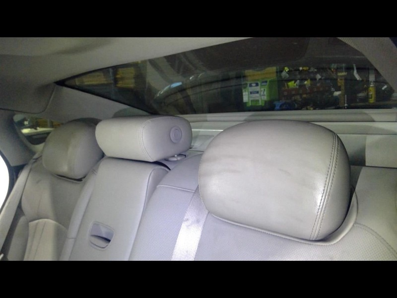 G80 2017 3 Rear Headrests 1671698