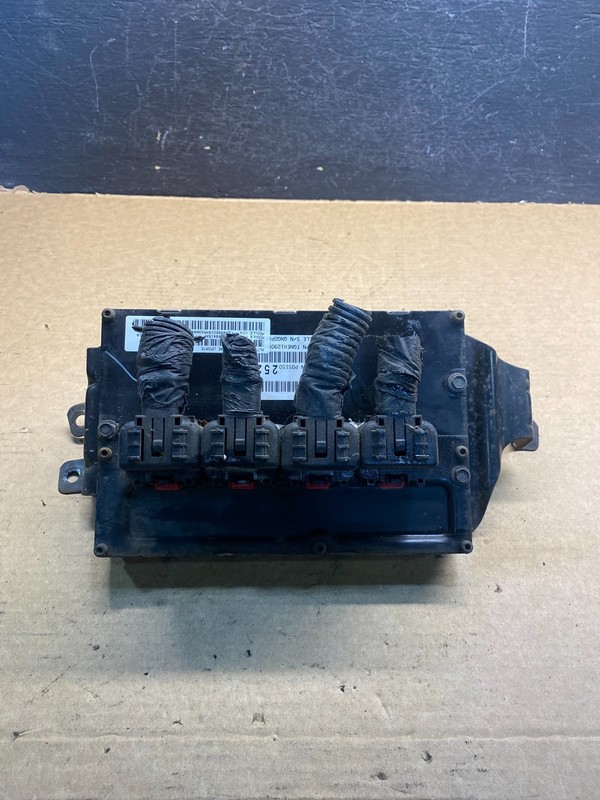 2010 Dodge Caravan Town & Country Engine Computer ECU OEM AD9969 DW