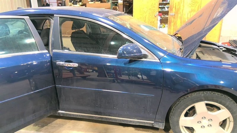 Passenger Front Door With Center Moulding Package Fits 08-12 MALIBU 3613418