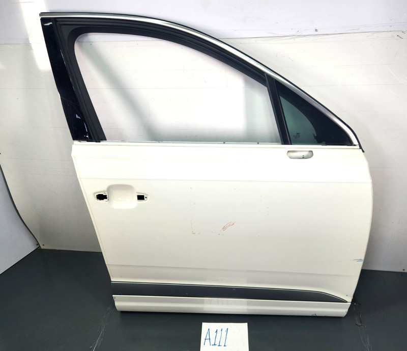 ✅ 2017-2019 OEM Audi Q7 Front Right Passenger Side Door Shell Panel White*