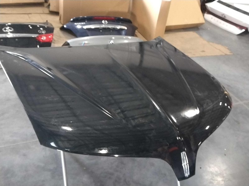 2014 Lincoln MKS OEM Black Hood Panel DA5Z16612A 142K Miles Used