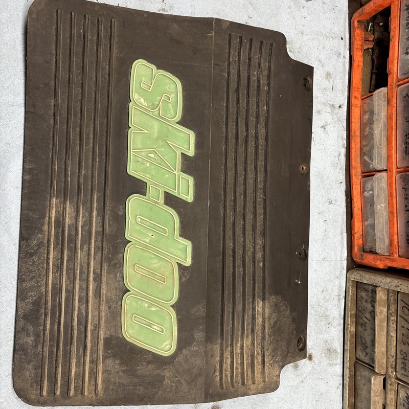 1995 Ski- Doo Summit 670 snow flap mudflap