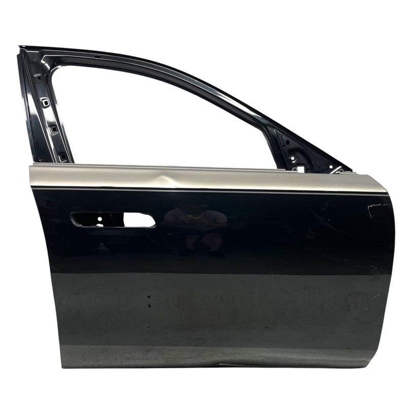 2022-2025 Bmw 7 G70 Front Right Passenger Door shell OEM 41515A6C474