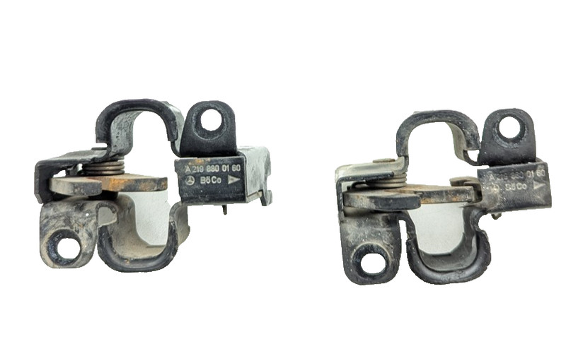 2006-2009 MERCEDES E350 RIGHT LEFT ENGINE HOOD LOCK LATCH SET OF 2 OEM