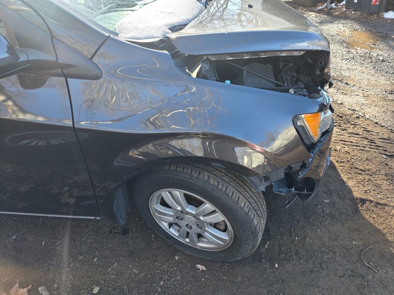12-20 CHEVY SONIC PASSENGER RIGHT FRONT SIDE FENDER 518Q MOCHA