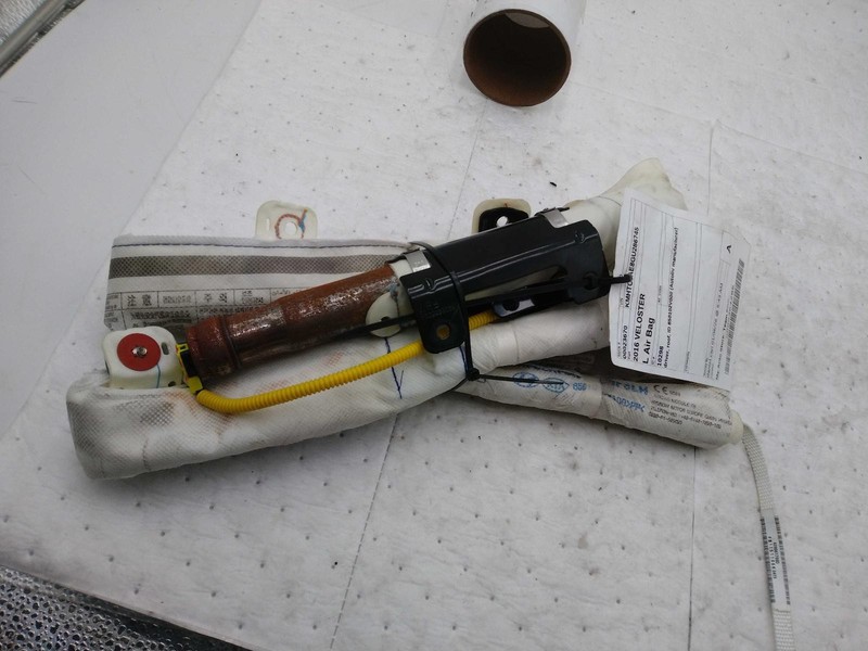 2016 Hyundai Veloster Left Curtain Airbag Brown 91000 Miles OEM 628124