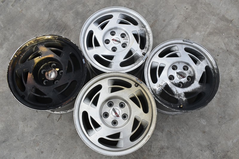 Corvette 1990 ZR1 OEM ORIGINALS FULL SET 17X9.5 FRONT/17X11 REAR **USED**