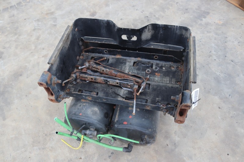 2008-2025 FREIGHTLINER CASCADIA 125 BATTERY TRAY BOX W/ AIR TANKS OEM