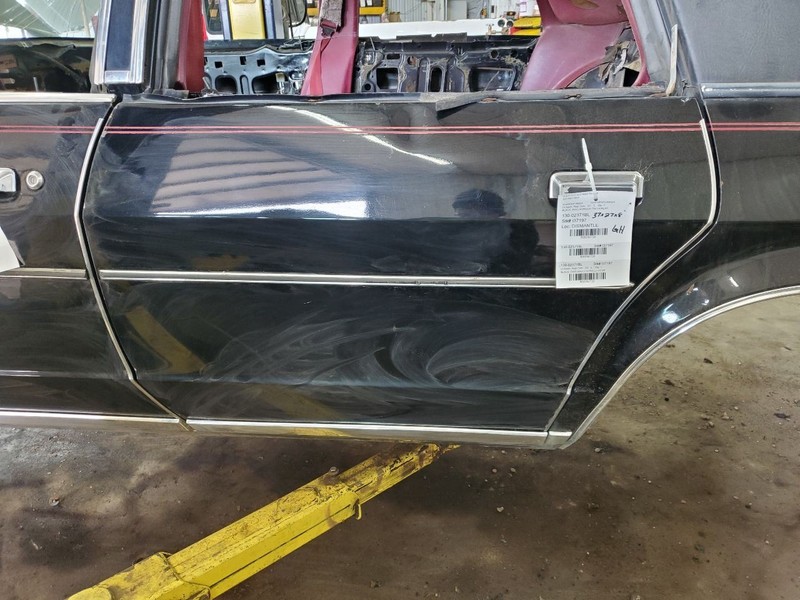 Driver Left Rear Side Door Fits 79-81 5TH AVENUE 297731