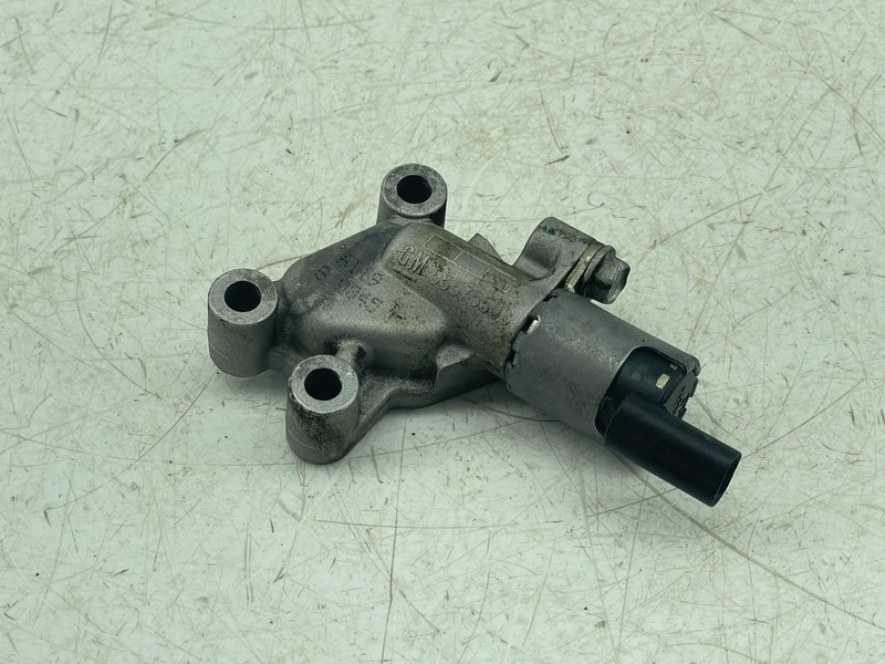 2016-2019 BUICK CASCADA Oil Pump Flow Control Valve 55575503 OEM