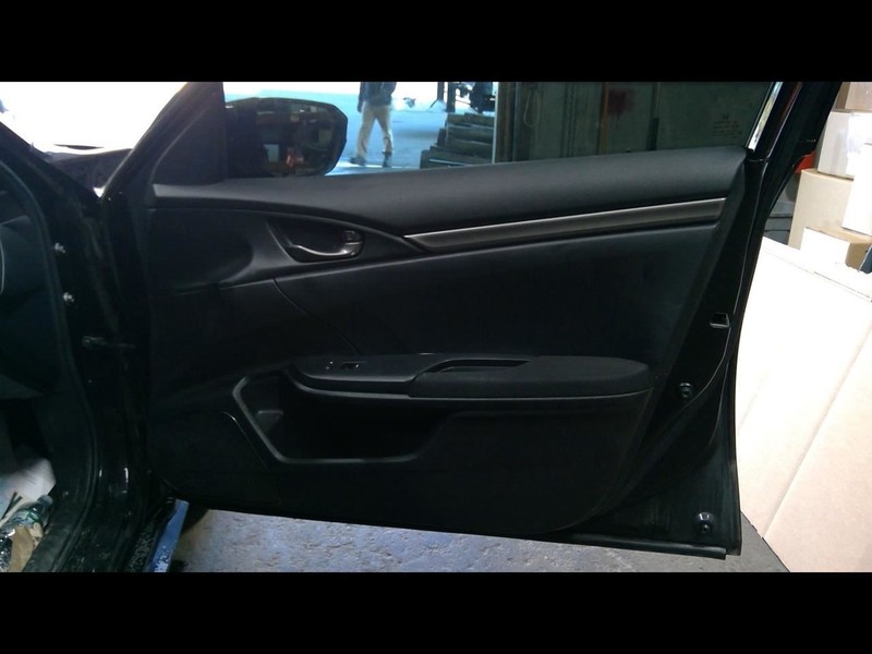 2018 CIVIC Passenger Right Front Door Trim Panel 1490388