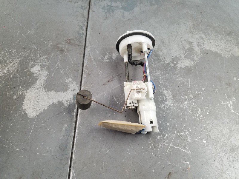 #0007 Q8-1 - 2019 19 20 21 Polaris RZR XP4 1000 Fuel Pump