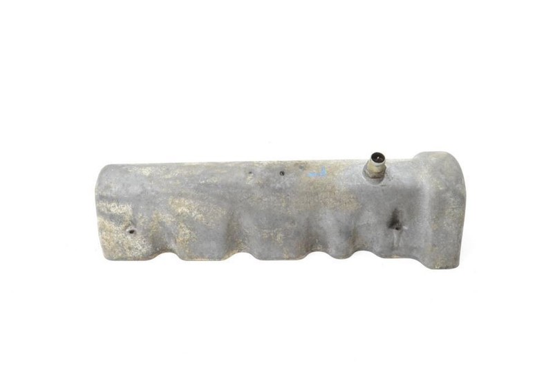 1972-1975 MERCEDES 450SL 107 DRIVER LEFT SIDE VALVE COVER R1160161805