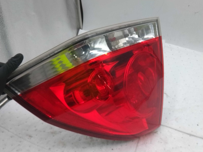 2010 Chevrolet Impala Right Tail Light Assembly - Silver - Used - 86913