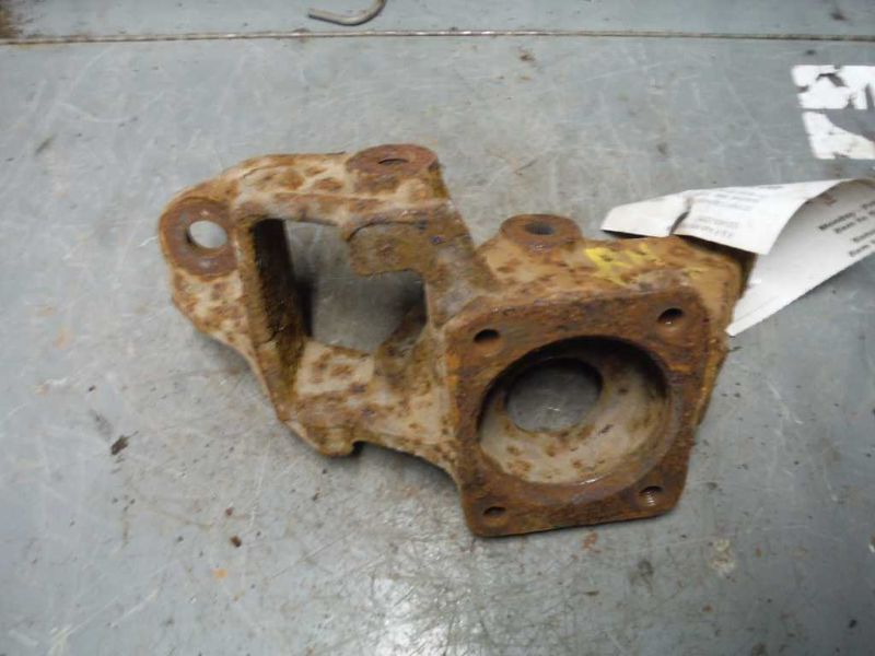 97 98 99 00 01 02 03 CENTURY R. REAR STUB AXLE 108915