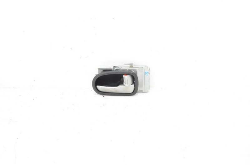 2001-2005 Mazda MX-5 Miata 1.8L Passenger Right Front Interior Door Handle