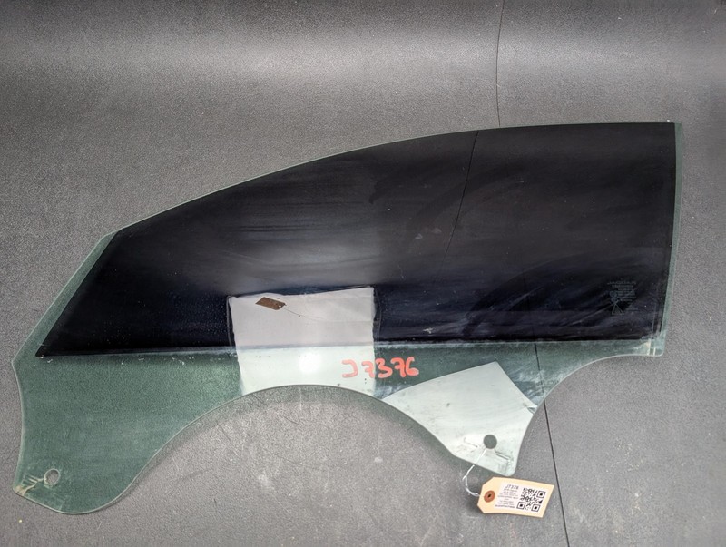 Front Left Door Window Glass 2018 Jaguar XE S T4N39291 2019