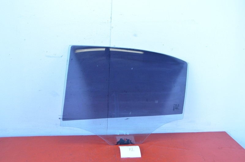 11-18 VOLKSWAGEN JETTA REAR LEFT DRIVER SIDE WINDOW GLASS OEM