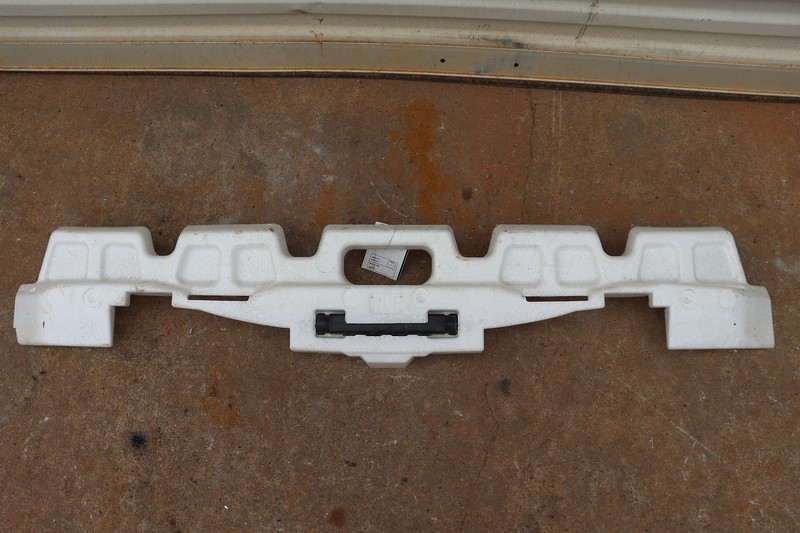 2004-2006 LEXUS LS430 REAR BUMPER COVER ENERGY ABSORBER SUPPORT FOAM OEM