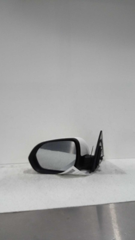 2021 KIA Seltos Left Door Mirror Assembly Blue OEM Used 43K Miles NJ25-K49498
