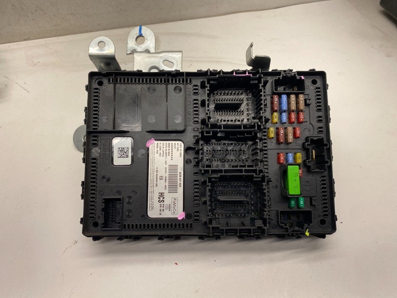 2018-2022 FORD ECOSPORT INTERIOR FUSE BOX BODY CONTROL MODULE BCM OEM