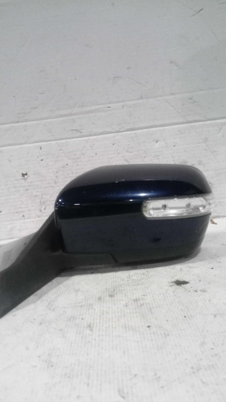 Used Left Door Mirror fits: 2015 Mazda 5 Power L. body color signal non-heated L