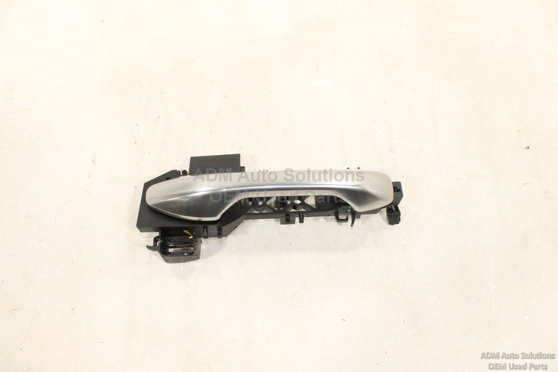 2023 - 2025 HYUNDAI PALISADE FRONT RIGHT PASSENGER SIDE EXTERIOR DOOR HANDLE OEM