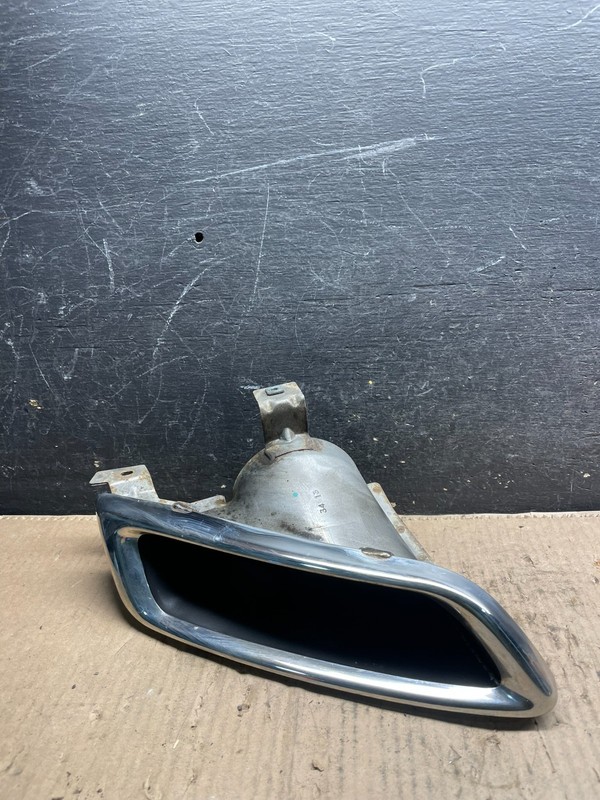 2013 to 2016 Lincoln MKZ Rear Passenger Side Exhaust Tip Shield OEM T6969 PS