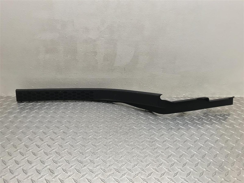 2013-2018 DODGE RAM PASSENGER SIDE REAR STEP PANEL PLATE OEM 1DX72DX9AB