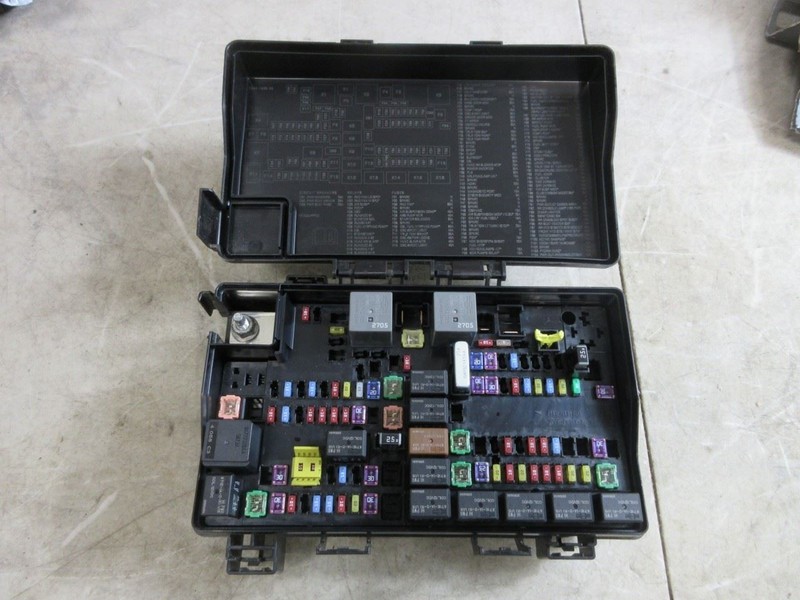 2018-2020 Dodge Durango OEM TIPM Power Distribution Fuse Box 68425216