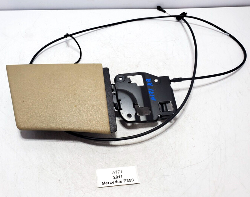 ✅ 2011-2017 OEM Mercedes A207 E350 Convertible Rear Right Passenger Flap Beige